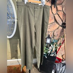 american eagle green pants
